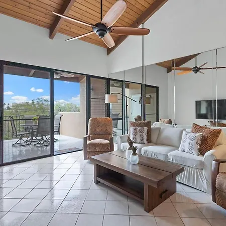 Summer Sale! Penthouse Ocean Views, Spacious Layout, Beautiful Renovation, Ac!